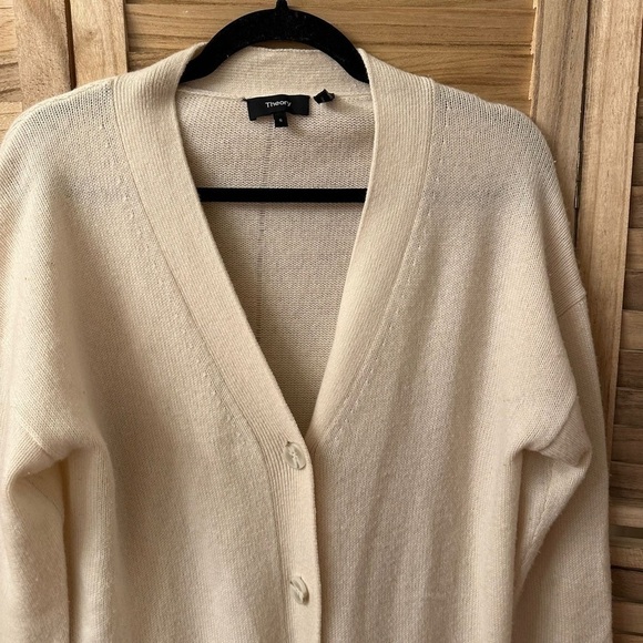 Theory %100 Cashmere Cardigan - Picture 4 of 7